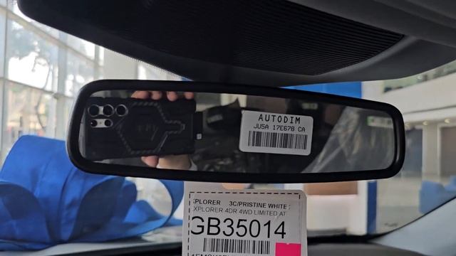 2024 ford Explorer 2.3l 4x4 white