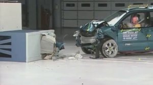 CRASH TEST MAZDA MPV