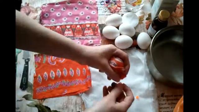 Красим яйца к Пасхе 3-мя способами. смотреть онлайн