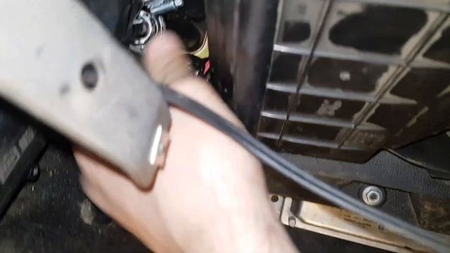 Замена патрубков радиатора печки Нива Шевролет с кондиционером