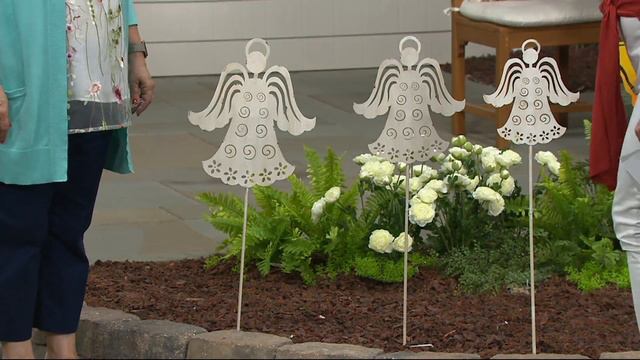 Plow & Hearth Set of 3 Silhouette Stakes on QVC смотреть онлайн