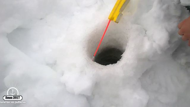 А НА ЧТО ГОТОВ ТЫ РАДИ РЫБАЛКИ? Ловля окуня на опарыша в небольшом пруду. смотреть онлайн