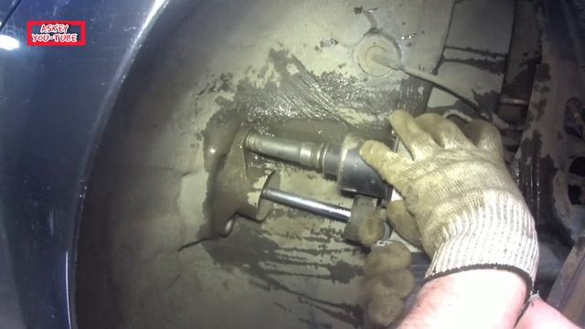 Hyundai Elantra IV. Замена заднего  амортизатора. смотреть онлайн