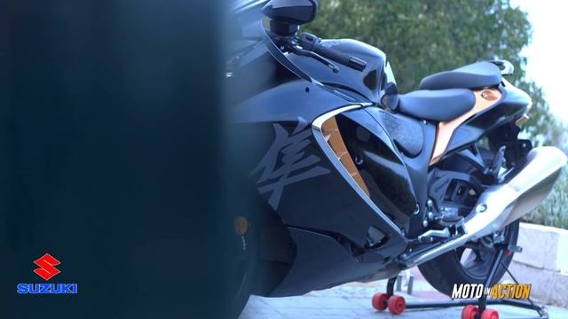 SUZUKI HAYABUSA Gen3 2021 Test Ride Moto in Action GSXR1300 смотреть онлайн