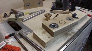 Как сделать своими руками тиски. Столярные тиски из дуба.