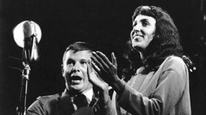 Joan Baez & Bob Gibson - We Are Crossing The Jordan River