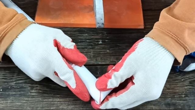 МАЛО КТО ЗНАЕТ Как соединить пластиковую трубу без соединителей!!!