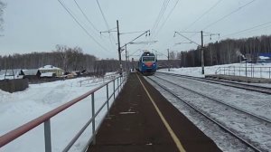 ЭП1М-470 с пассажирским поездом Барнаул-Москва