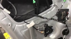 Шумоизоляция дверей Volkswagen Tiguan выполняется для улучшения качества звучания штатных динамиков