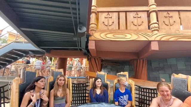 Bilge Rat Barges water ride. Universal Studios Florida. You will get wet. смотреть онлайн