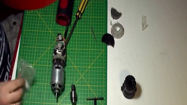 Гравер из старого блендера смотреть онлайн