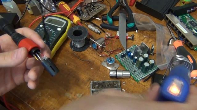 Самодельный блок фантомного питания для конденсаторного микрофона. Ч2. смотреть онлайн