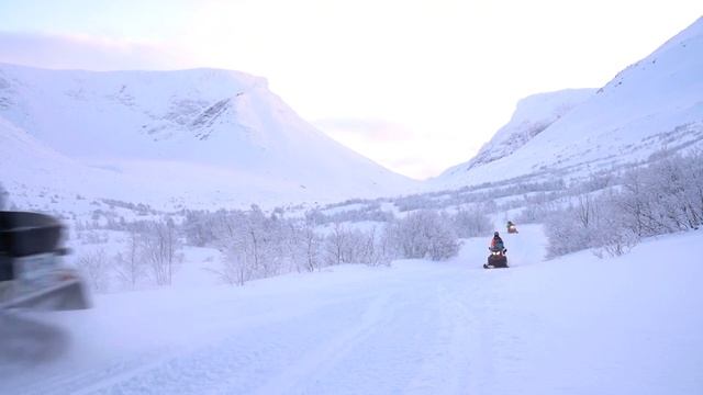 Снегоходные туры от Центра северного сафари! смотреть онлайн