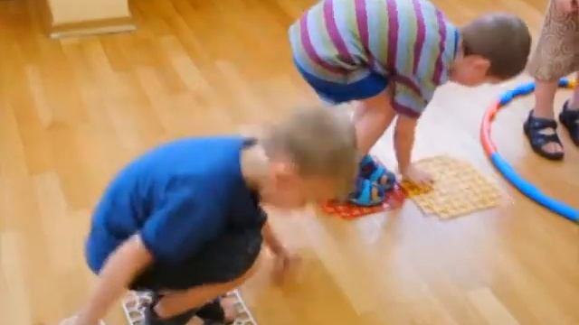 Клоун на праздник от компании "Жизнь прекрасна" смотреть онлайн