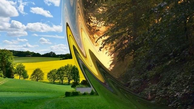 Почему нельзя хранить фото близких в кошельке, согласно приметам / Приметы про кошелек