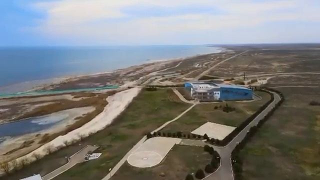 У моря в Актау смотреть онлайн