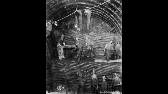 Метро Чикаго тоже откопали? | Странности строительства Чикагского метро.