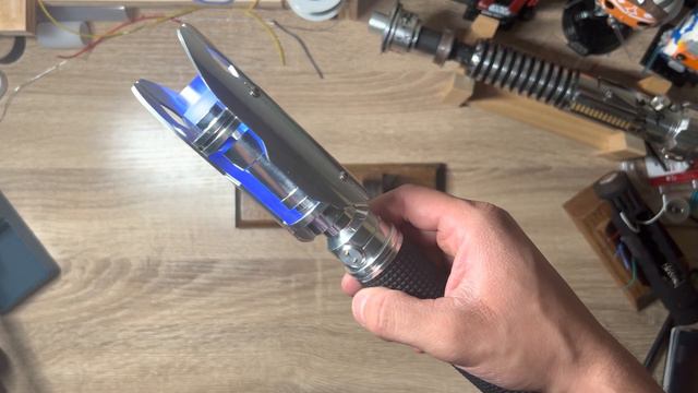 KR Flagship Neopixel Lightsaber Install (Fallen Order Inspired) смотреть онлайн