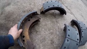 МЕНЯЮ КОЛОДКИ И ПОДШИПНИКИ НА ПРИЦЕПЕ