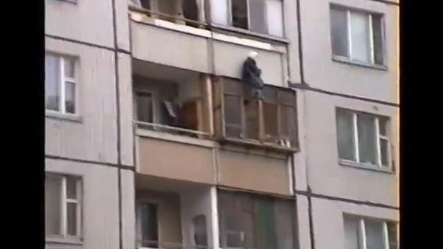 Максим Филиппович Гарантий нет || Фанаты атакуют кумира