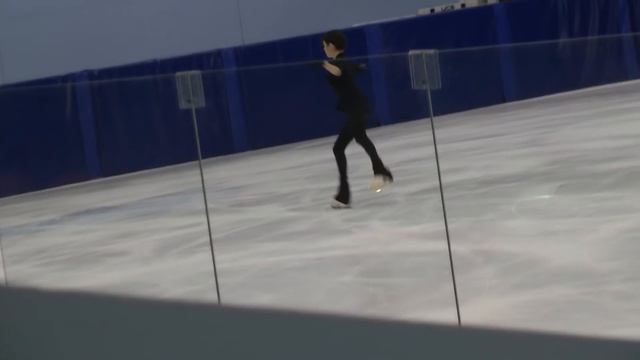 Разминка перед стартом. Евгения Медведева. КП Контрольные прокаты 2018-2019 смотреть онлайн