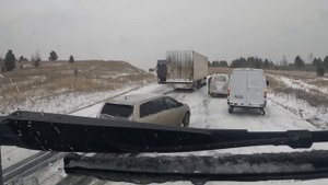 Засада на трассе Иркутск-Чита.Зима вернулась, буксуем,шлифуем.VOLVO FH 540 POV.
