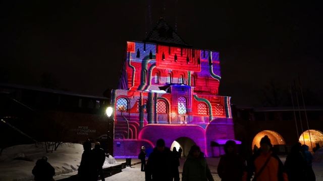 Инсталляция = Новогодняя сказка = на Дмитриевской башне Нижгородского кремля