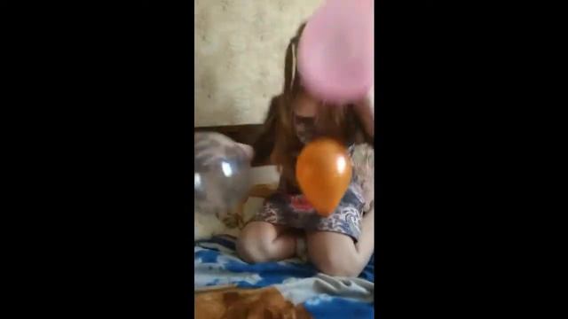 #ДелюсьИгрой - Воздушные шарики смотреть онлайн