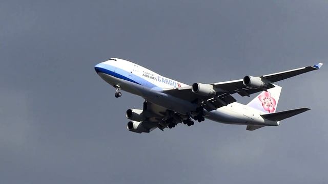 Test Sony DSC-HX300 - China Airlines Boeing 747 Landing in Prague смотреть онлайн