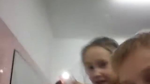 Смываем краску с лица смотреть онлайн