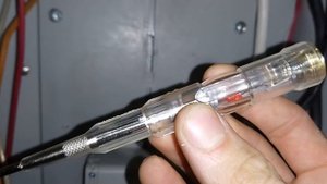 Жесткач с электрикой в частном доме  Нет заземления