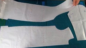 Платье в спортивном стиле. Как сшить комфортное платье без вытачек.mp4