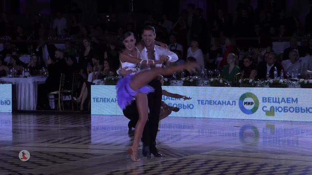 FINAL _ TOP 7 Professional Latin _ Kremlin Cup 2024 _ 4K. Спортивные бальные танцы жара смотреть онлайн