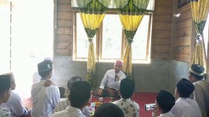 kiai H. Idrus Ramli di Dayah Bustanul Karamah