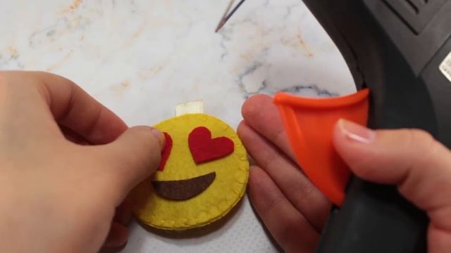 DIY: Креативные идеи ко Дню Святого Валентина смотреть онлайн