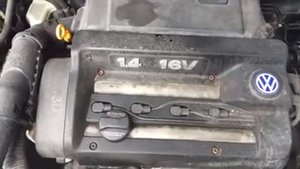 Запуск двигателя AXP 1.4 Volkswagen Golf 4 2002 год перед разбором автомобиля