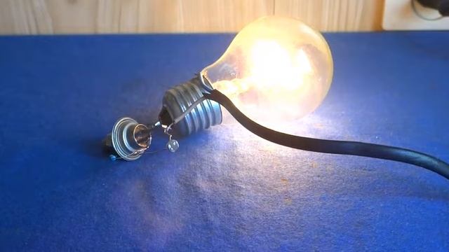 А что ТАК МОЖНО БЫЛО ? - сумеречное реле на одном Тиристоре ! смотреть онлайн