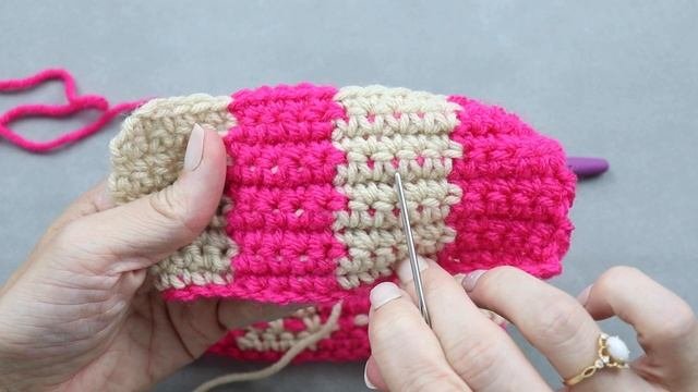 How To Hide Yarn In Tapestry Crochet