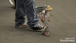 как дедушка танцует