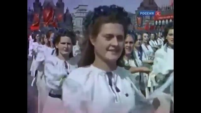 Могучая никем непобедимая страна моя