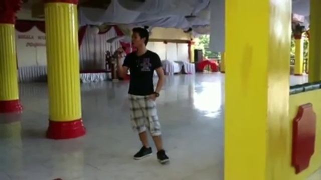 Marcelito Pomoy sings Promise of Love by Martin Nievera (2012) смотреть онлайн