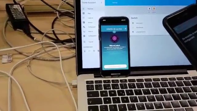 Latch (Voice) Assistant: Controlando Latch Con Siri & HomeAssistant Demo 1