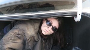 Бомж мама грифера ПОПАЛА В ТЮРЬМУ! Мамка поселилась в моём багажнике в реальной жизи!