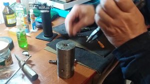 Ремонт Саксофона.Как Открутить Винт На Стойке Саксофона