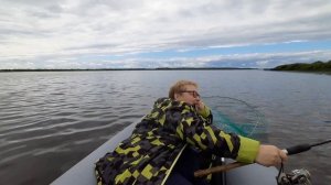 р.Шелонь, лодка Пушка 330 ТТ+ Судзуки 2.5. Виа Смоуки "Водки найду".