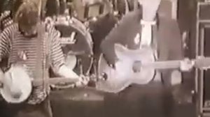 The Pogues and Shane MacGowan - Dirty Old Town