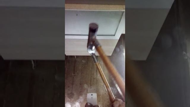 Клей силикон фирми  Момент
