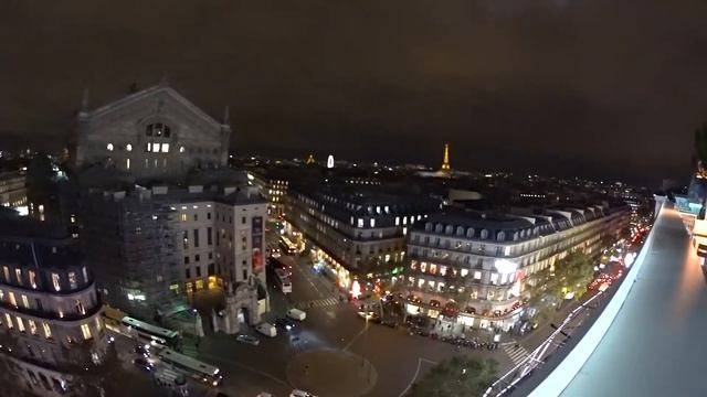 Посмотреть сверху на Париж | 3 Бесплатных места смотреть онлайн