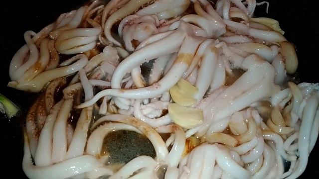 Щупальцы кальмара в соево-чесночном соусе/Морепродукты/Рецепт № 137 смотреть онлайн