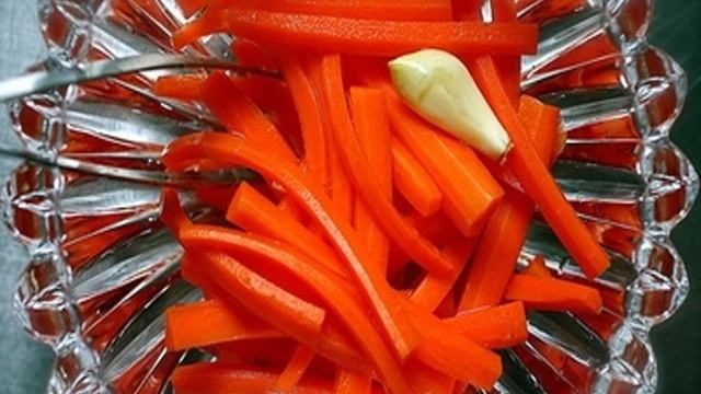 Рыбный рулет с яйцом